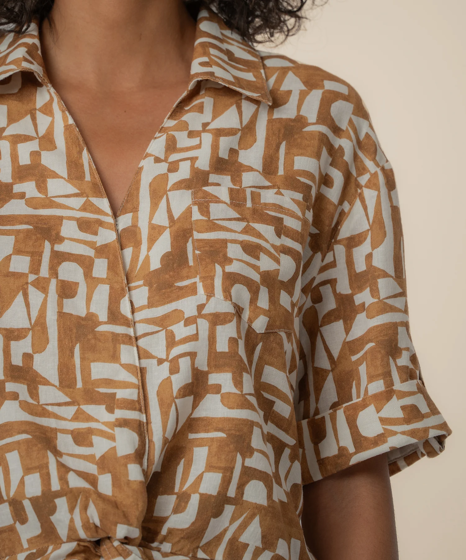 Rebel Linen Knot Front Shirt - Image 4